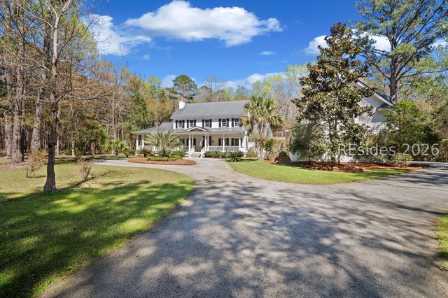 66 Heyward Point Rd, Okatie, SC 29909