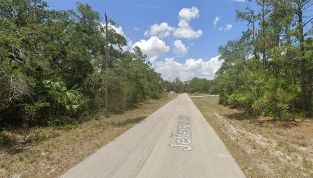 1911 Jefferson AVE, Lehigh Acres, FL 33972