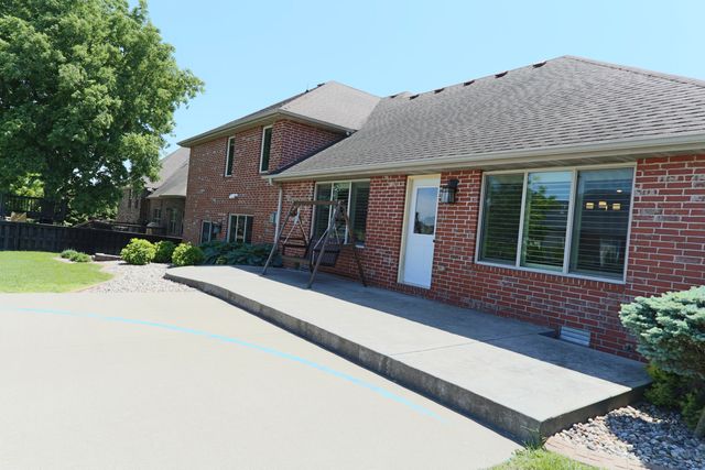 4671 E Hidden Oak Place, Springfield, MO 65802