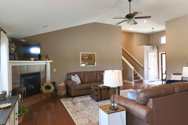 4671 E Hidden Oak Place, Springfield, MO 65802