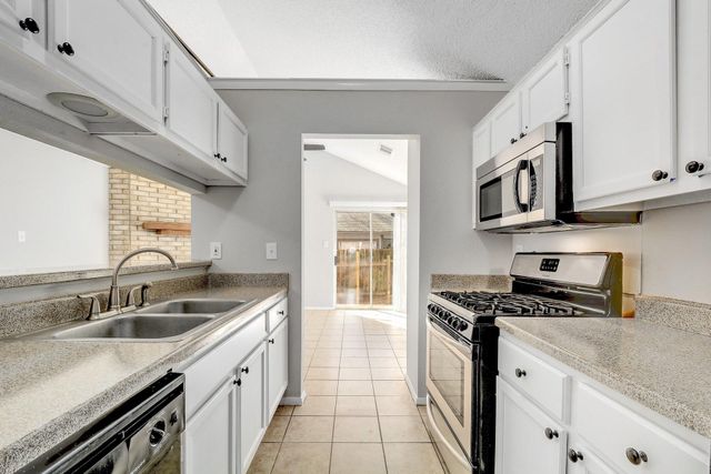 12207 Alderbrook DR A, Austin, TX 78758