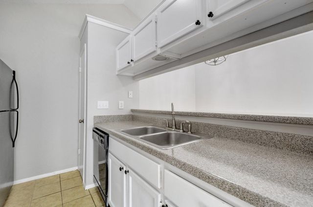 12207 Alderbrook DR A, Austin, TX 78758