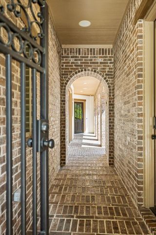 14 Woodglade Way, Tomball, TX 77375