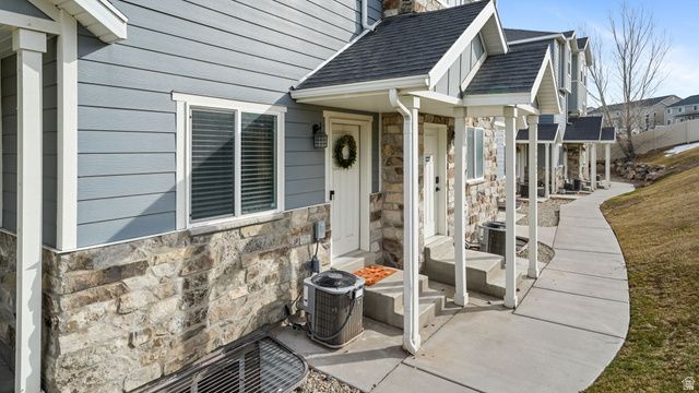 14436 S FERNDALE WAY, Herriman, UT 84096