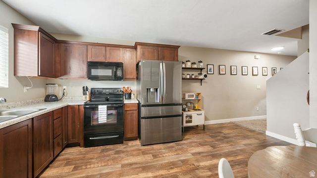 14436 S FERNDALE WAY, Herriman, UT 84096