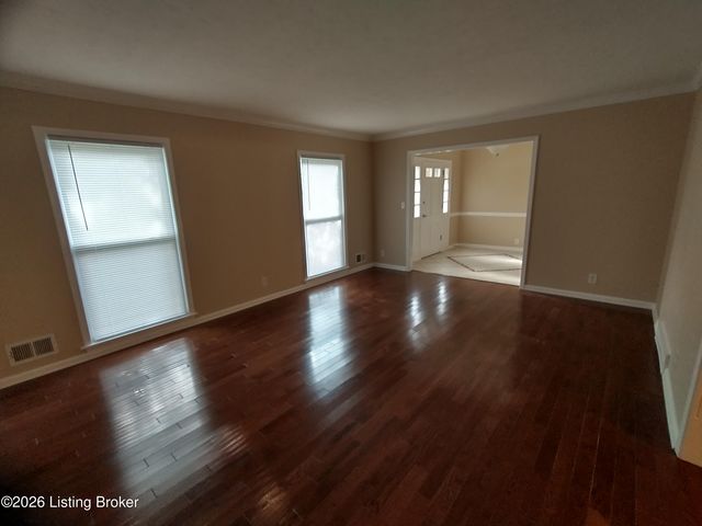 3909 Jenica Way, Louisville, KY 40241