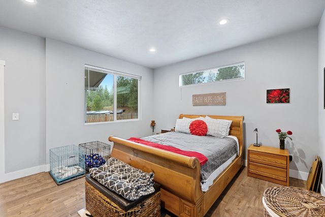 17917 N Division Rd, Colbert, WA 99005