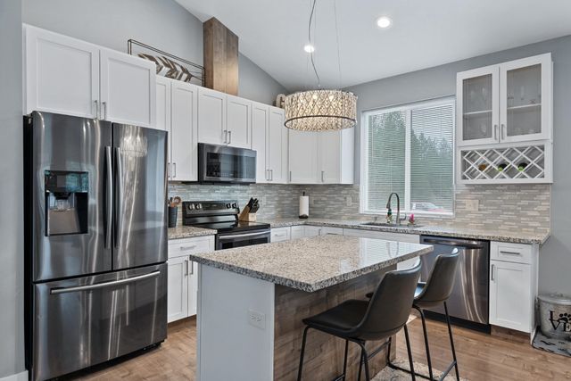 17917 N Division Rd, Colbert, WA 99005