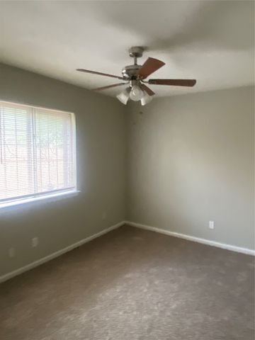3420 Pacesetter Drive, Dallas, TX 75241