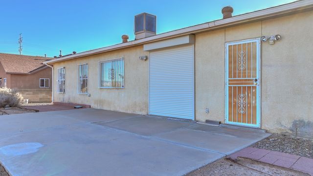 7005 Christopher Court NE, Rio Rancho, NM 87144