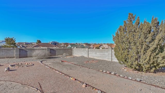 7005 Christopher Court NE, Rio Rancho, NM 87144