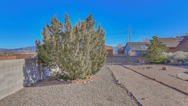 7005 Christopher Court NE, Rio Rancho, NM 87144