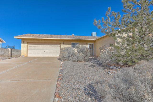 7005 Christopher Court NE, Rio Rancho, NM 87144