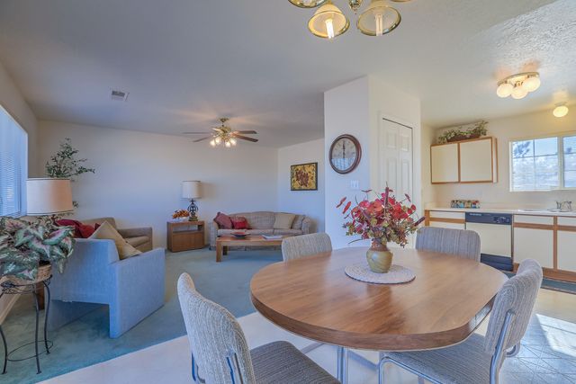 7005 Christopher Court NE, Rio Rancho, NM 87144