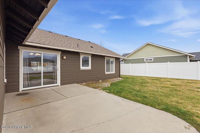 6810 W Soldier Creek Ave, Rathdrum, ID 83858