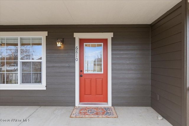 6810 W Soldier Creek Ave, Rathdrum, ID 83858