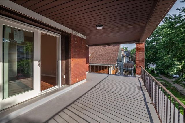 3627-3629 Wyandotte Street, Kansas City, MO 64111