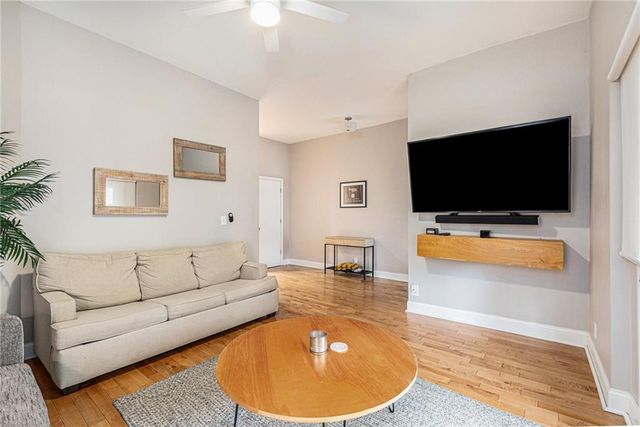 3627-3629 Wyandotte Street, Kansas City, MO 64111