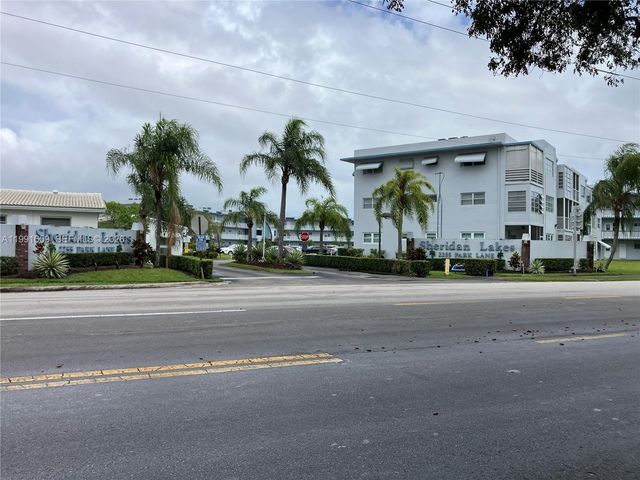 2300 Park Ln 203, Hollywood, FL 33021
