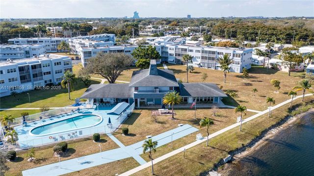 2300 Park Ln 203, Hollywood, FL 33021