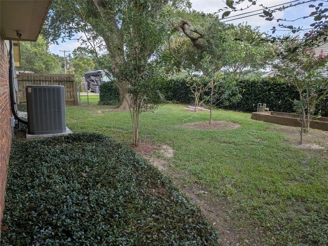 1206 Terrace Drive, Alvin, TX 77511