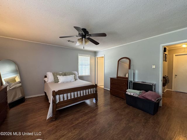 415 Woodland Road, Batesville, MS 38606