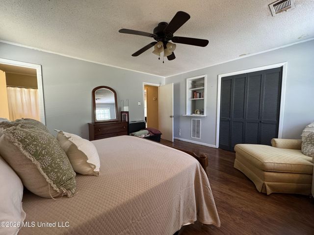 415 Woodland Road, Batesville, MS 38606