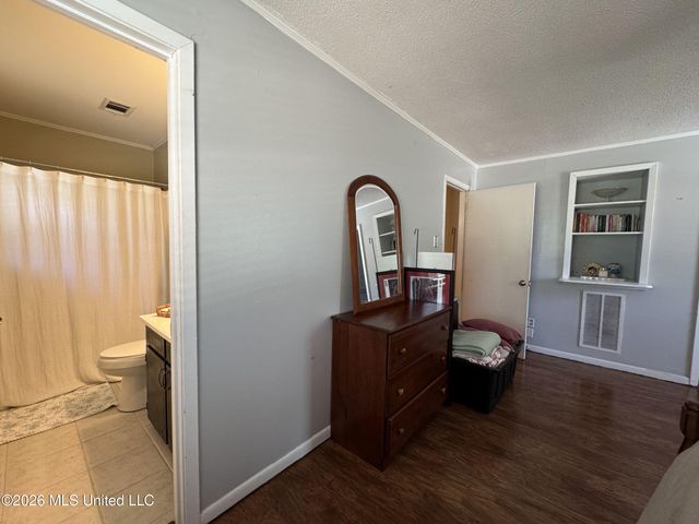 415 Woodland Road, Batesville, MS 38606