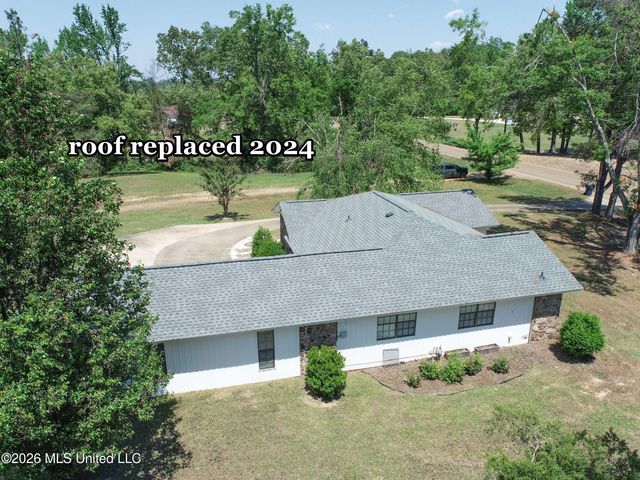 415 Woodland Road, Batesville, MS 38606