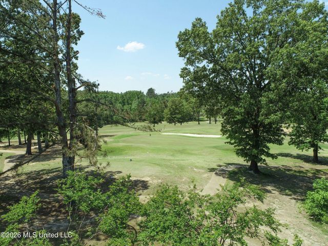 415 Woodland Road, Batesville, MS 38606
