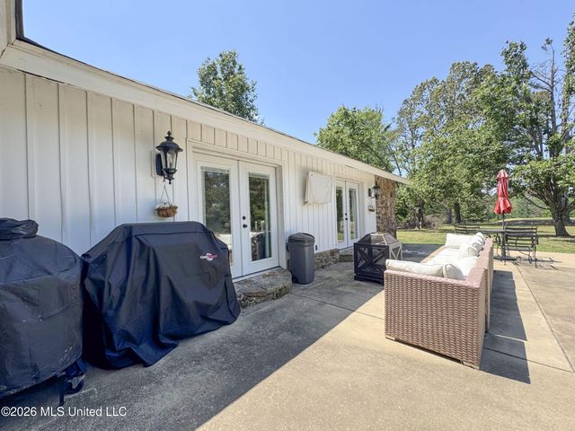 415 Woodland Road, Batesville, MS 38606