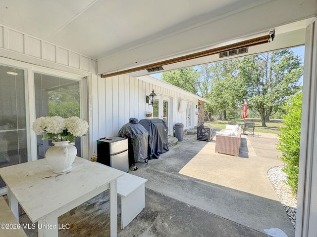 415 Woodland Road, Batesville, MS 38606
