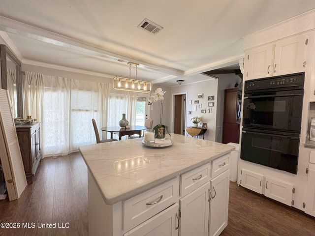 415 Woodland Road, Batesville, MS 38606
