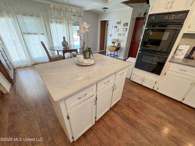 415 Woodland Road, Batesville, MS 38606