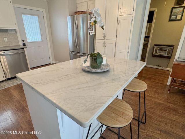415 Woodland Road, Batesville, MS 38606