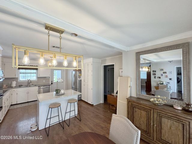 415 Woodland Road, Batesville, MS 38606