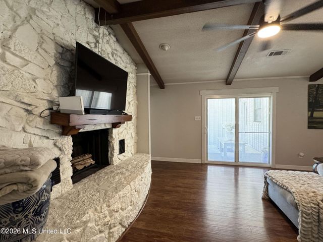 415 Woodland Road, Batesville, MS 38606