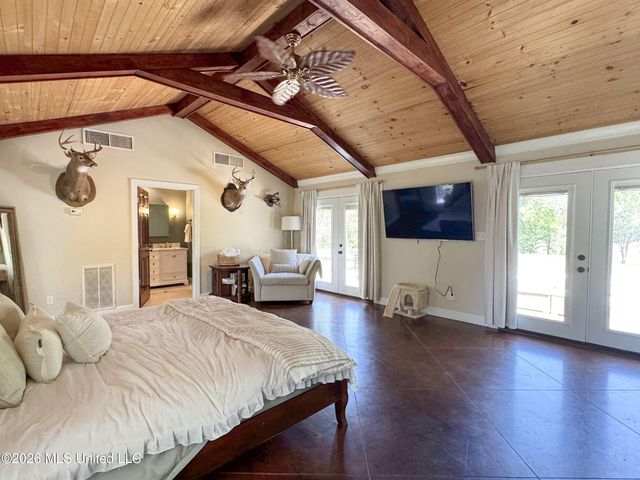 415 Woodland Road, Batesville, MS 38606