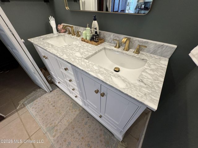 415 Woodland Road, Batesville, MS 38606