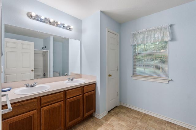 612 Milner Road, Livingston, TX 77351