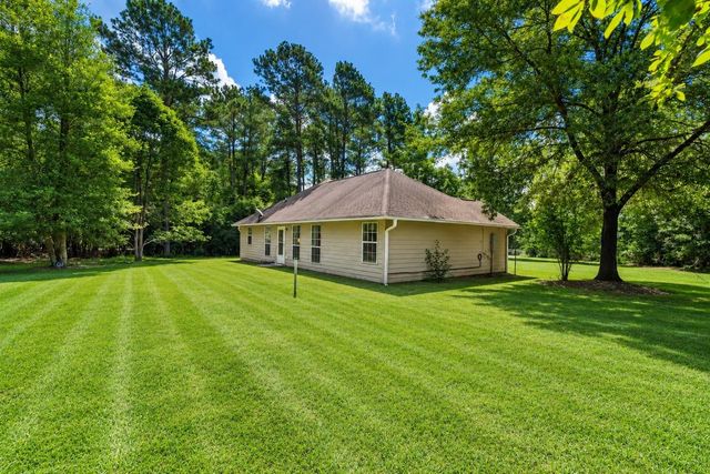 612 Milner Road, Livingston, TX 77351