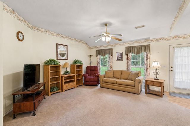 612 Milner Road, Livingston, TX 77351