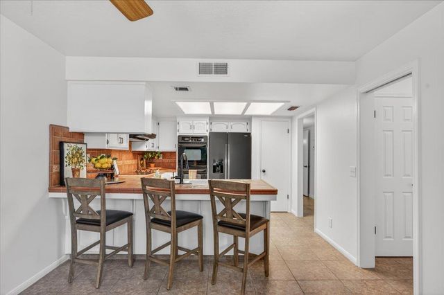 3632 W Beechwood Avenue, Fresno, CA 93711