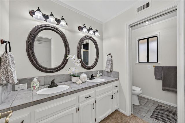 3632 W Beechwood Avenue, Fresno, CA 93711