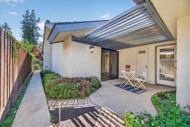 3632 W Beechwood Avenue, Fresno, CA 93711