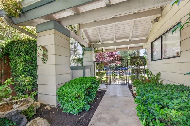 3632 W Beechwood Avenue, Fresno, CA 93711