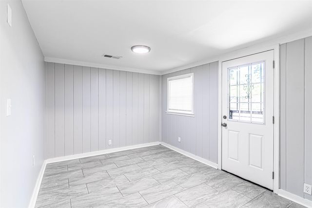 1141 S WHITE STATION RD, Memphis, TN 38117