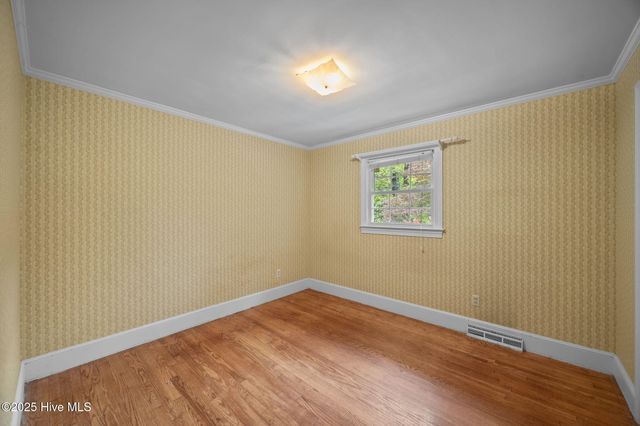 112 Lakewood Drive, Greenville, NC 27834