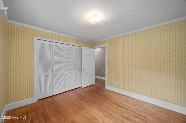 112 Lakewood Drive, Greenville, NC 27834