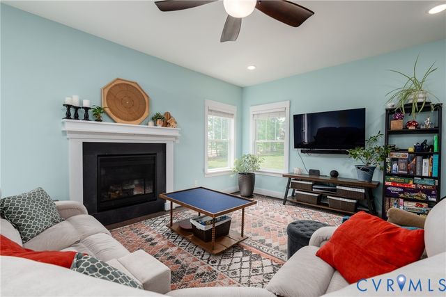 9928 Honeybee Dr, Mechanicsville, VA 23116